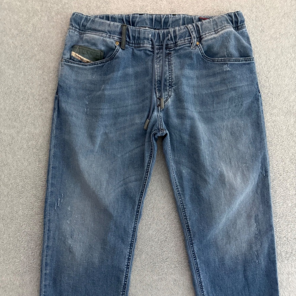 Diesel Waykee JoggJeans Mens 34x32 Denim Sweatpants Hybrid Straight Fit - Picture 3 of 12